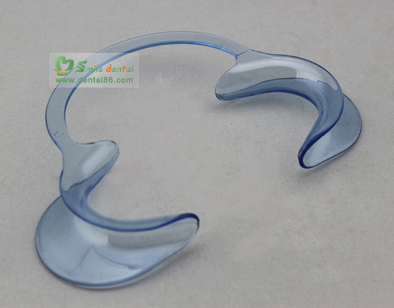 Cheek Retractor